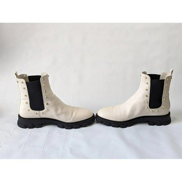 Michael Kors Women's Ridley Gore Pull-On Chelsea Booties Size 9.5 (MSRP $225) - Picture 4 of 9